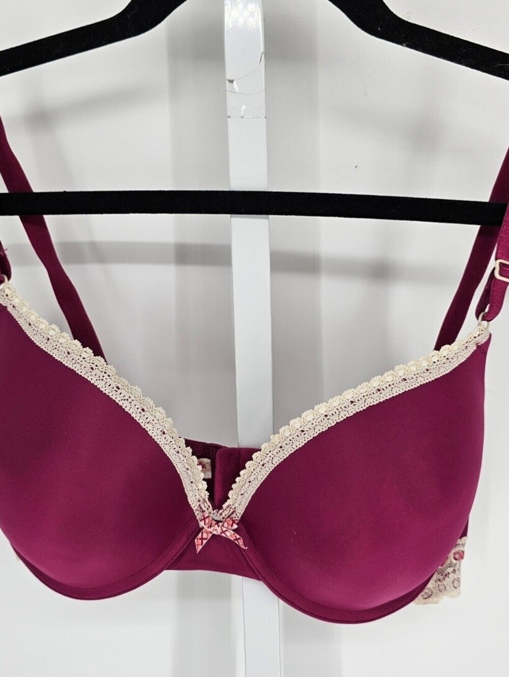 Cabernet Womens Sz 36D T Shirt Bra Style 90260 Dark Red Burgundy
